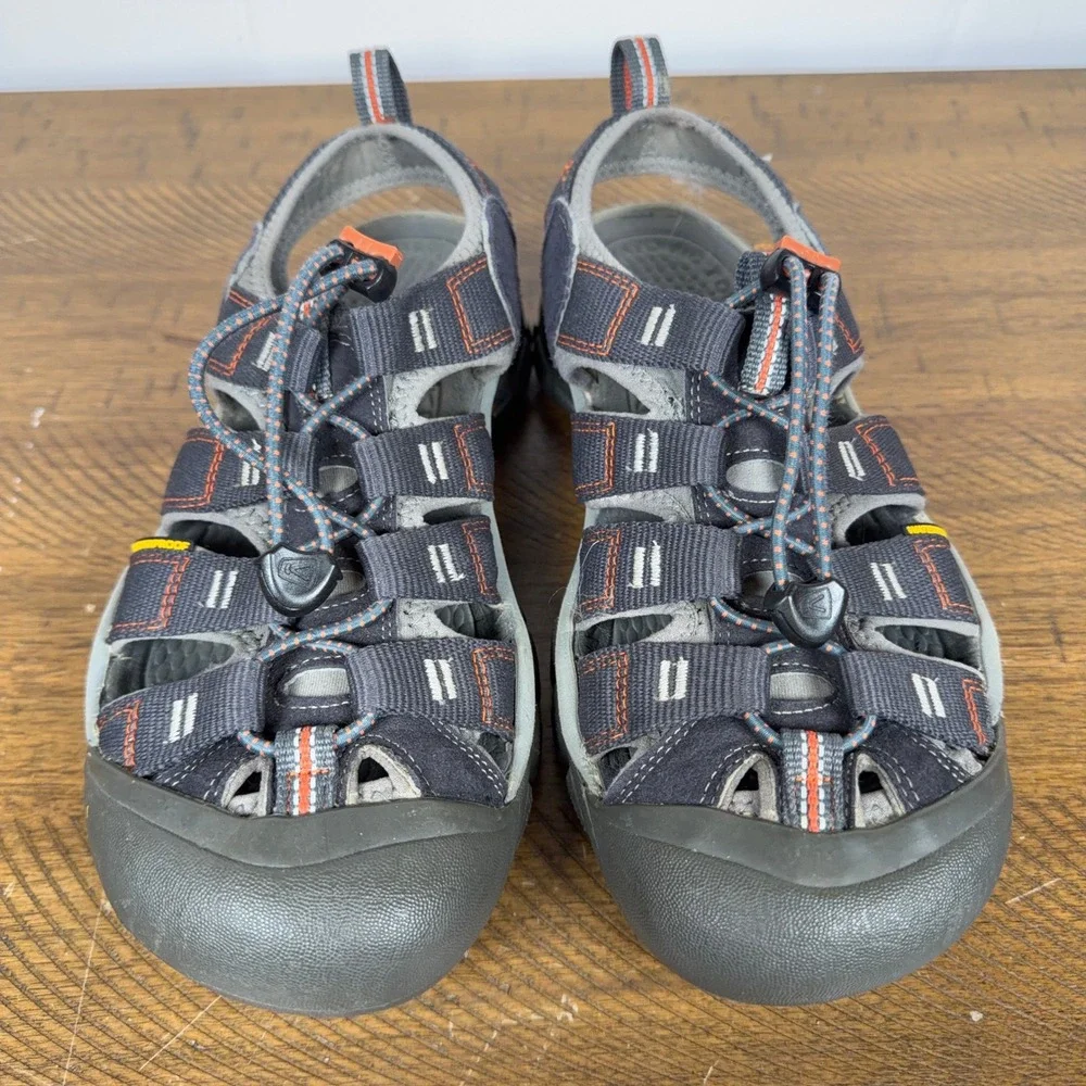Keen‎ Sandals Mens 7 Gray Newport H2 Waterproof Hiking Outdoor Gorpcore